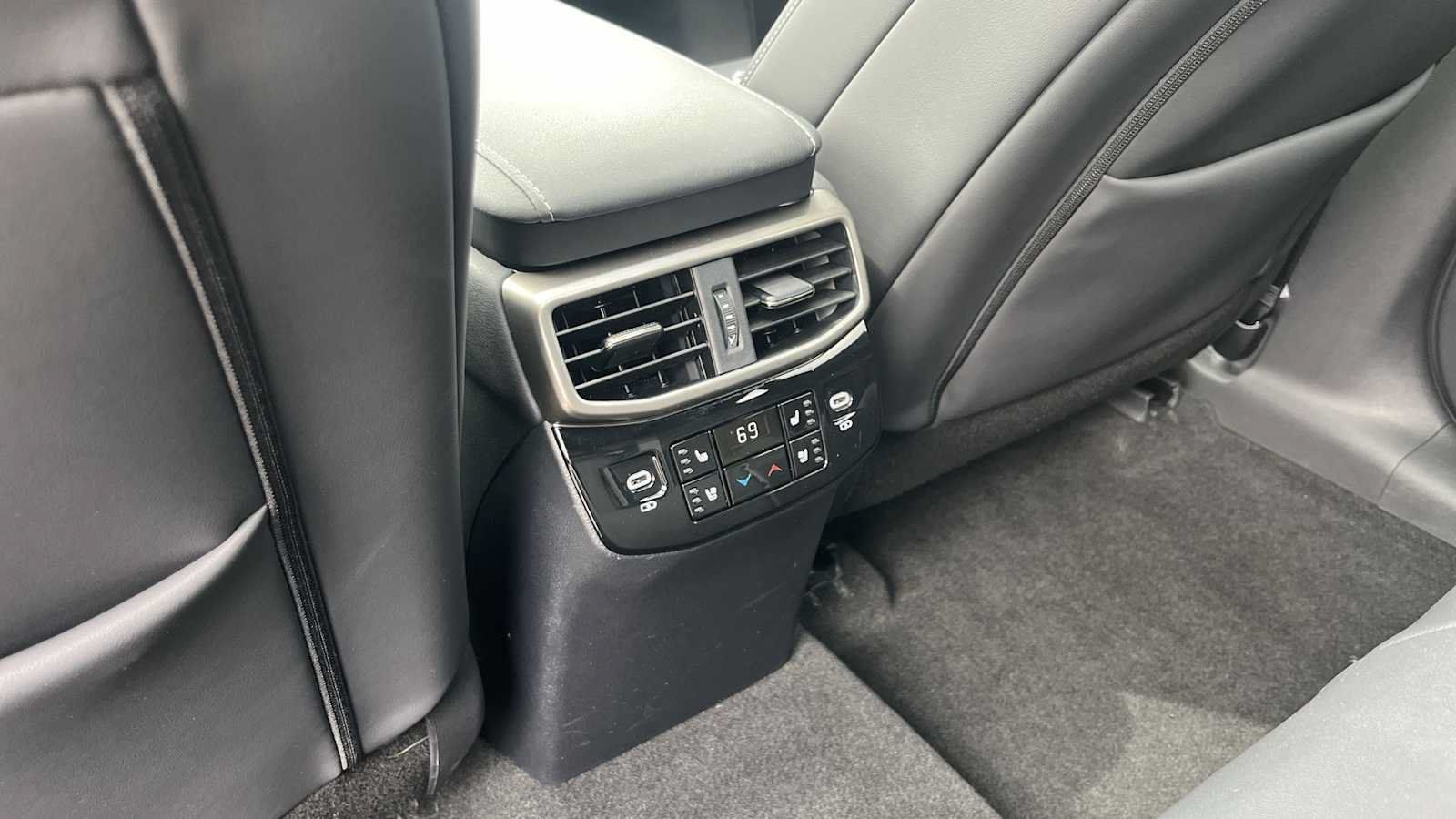 Used 2023 Lexus RX 500h F Sport w/ Cold Area Package AWD/4WD image 38