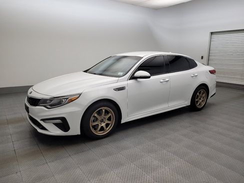 Used 2019 Kia Optima EX FWD image 2