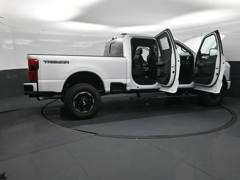 New 2026 Ford F250 Lariat w/ Tremor Off-Road Package AWD/4WD image 42