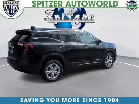 Used 2024 GMC Terrain SLE image 9