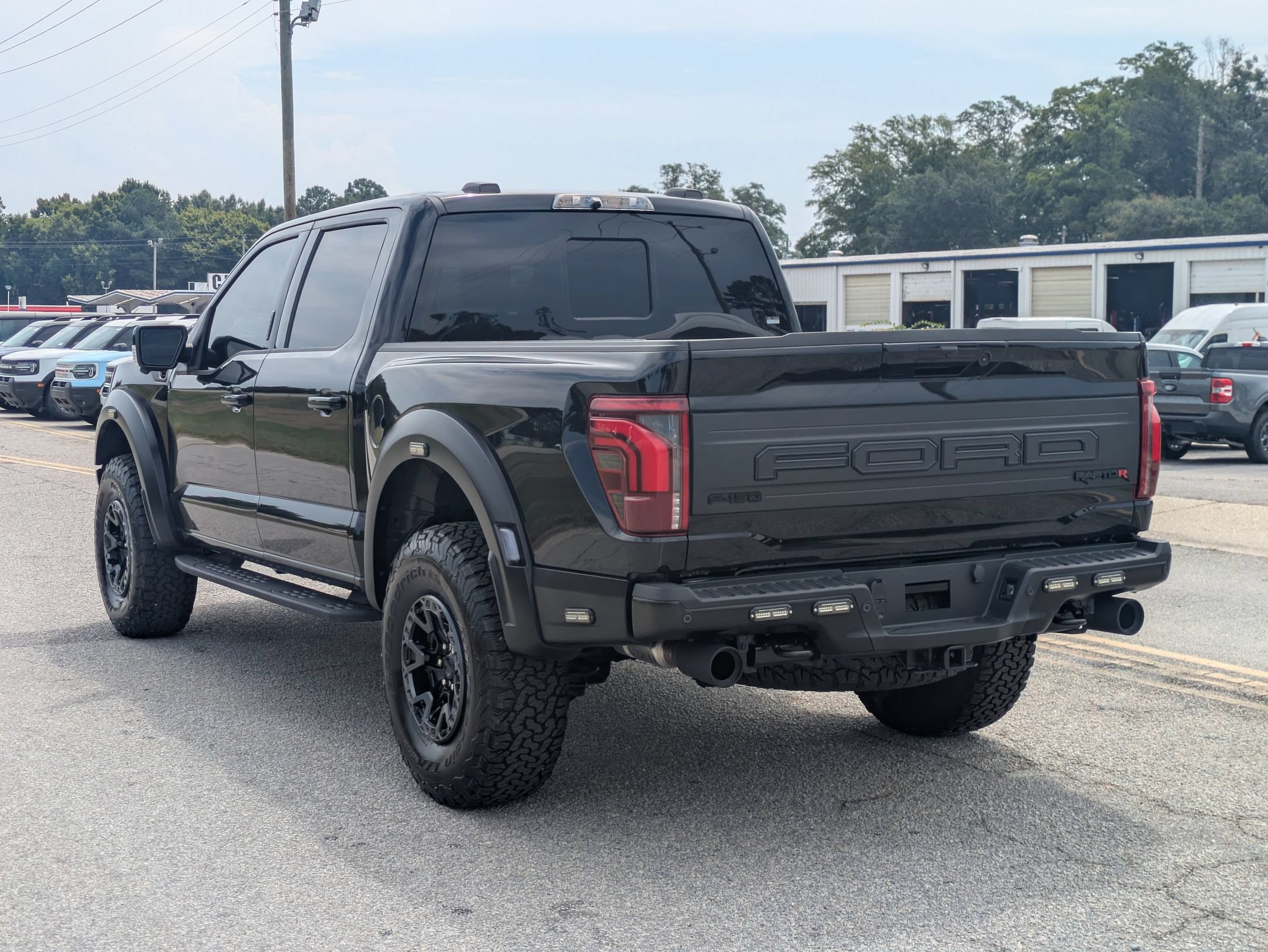 Used 2026 Ford F150 Raptor w/ Equipment Group 803A Raptor R AWD/4WD image 5