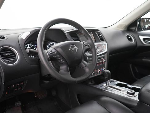 Used 2017 Nissan Pathfinder SL w/ SL Premium Package AWD/4WD image 28