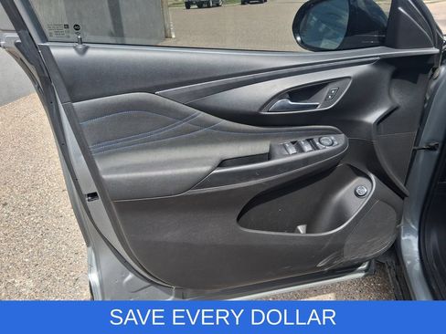 Used 2025 Buick Envista Sport Touring w/ Convenience II Package FWD image 11