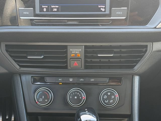 Certified 2023 Volkswagen Jetta Sport FWD image 18