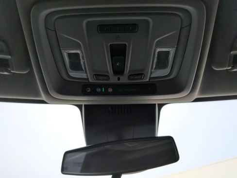 Used 2022 Chevrolet Silverado 1500 LT Trail Boss w/ LT Trail Boss Premium Package image 33