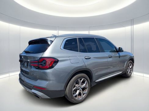 Used 2024 BMW X3 sDrive30i image 4