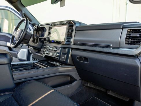 Used 2024 Ford F250 Platinum w/ Tremor Off-Road Package image 14