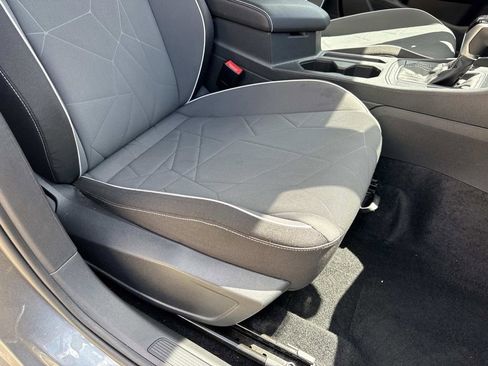 Used 2025 Volkswagen Jetta Sport FWD image 24
