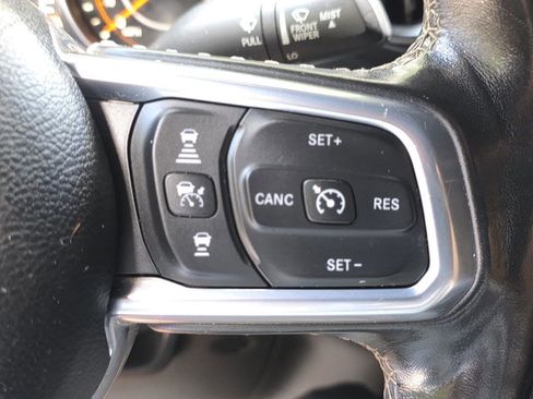 Used 2020 Jeep Gladiator Overland AWD/4WD image 26