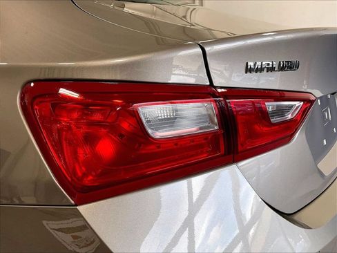 Used 2024 Chevrolet Malibu LT FWD image 33