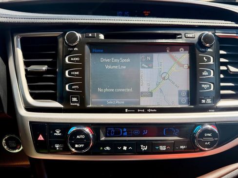 Used 2017 Toyota Highlander Limited Platinum w/ Protection Package #3 AWD/4WD image 40