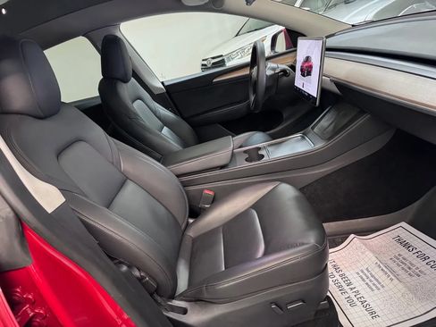 Used 2023 Tesla Model Y Long Range AWD/4WD image 16