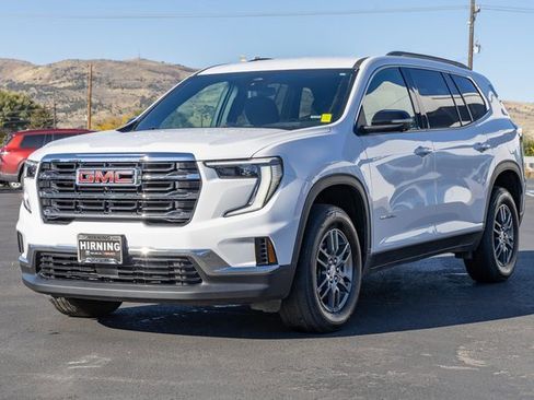 Used 2025 GMC Acadia Elevation image 32