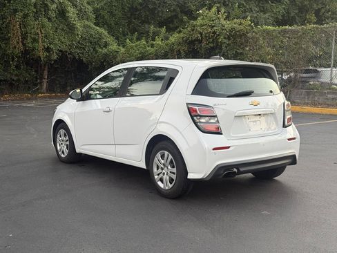 Used 2020 Chevrolet Sonic LT FWD image 5