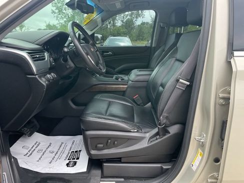 Used 2016 Chevrolet Tahoe LT w/ Luxury Package AWD/4WD image 19