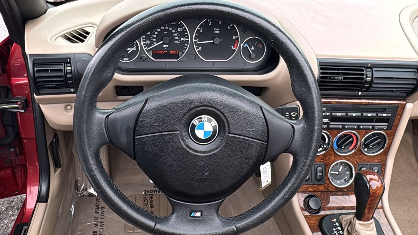 Used 2001 BMW Z3 2.5i RWD image 24