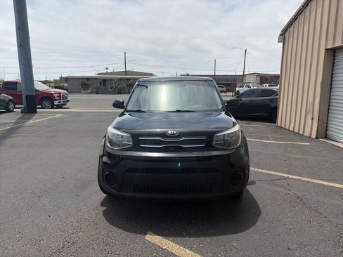 Used 2018 Kia Soul FWD image 6