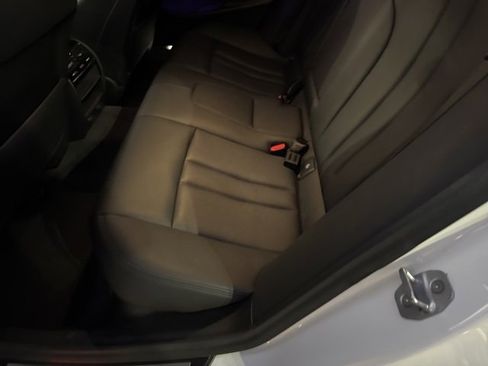 Used 2019 BMW 530i 530i w/ Convenience Package image 29