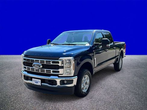 New 2027 Ford F250 XLT w/ FX4 Off-Road Package AWD/4WD image 7