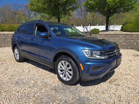 Used 2019 Volkswagen Tiguan S w/ Driver Assistance Package AWD/4WD image 1