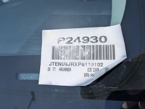 Used 2023 Toyota 4Runner SR5 Premium w/ Moonroof Package AWD/4WD image 36