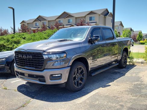 Used 2025 RAM 1500 Laramie w/ Night Edition AWD/4WD image 3