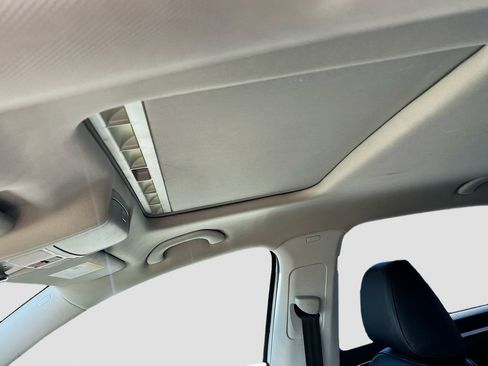 Used 2018 Volkswagen Passat 2.0T SE image 21