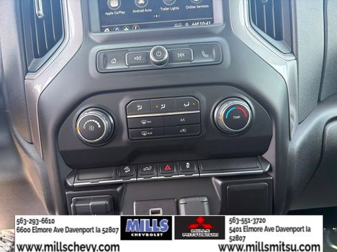 Used 2019 Chevrolet Silverado 1500 Custom Trail Boss w/ Custom Convenience Package AWD/4WD image 17