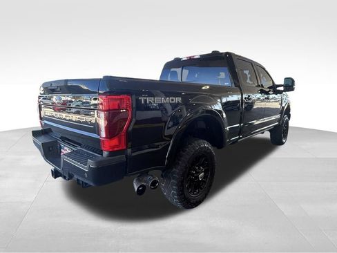 Used 2022 Ford F250 Lariat w/ Tremor Off-Road Package image 4