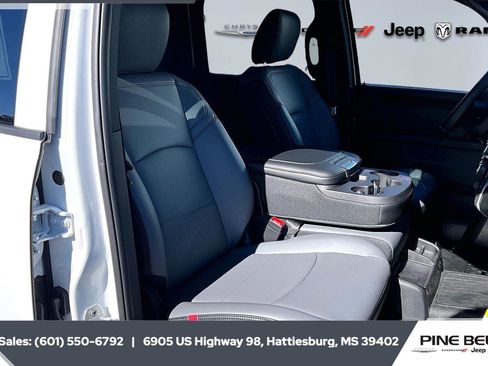 New 2026 RAM 5500 Tradesman AWD/4WD image 9
