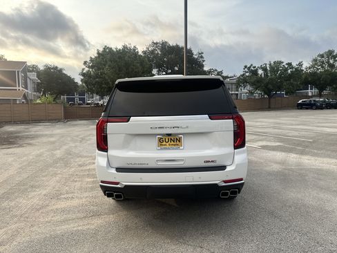 Used 2026 GMC Yukon XL Denali w/ LPO, Floor Liner Package RWD image 5