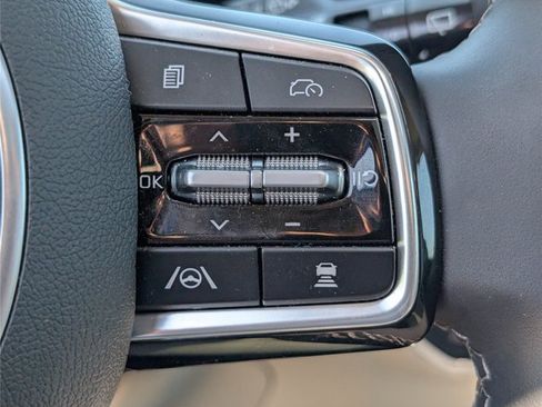 Used 2025 Kia Sorento S w/ Panoramic Sunroof Package FWD image 48