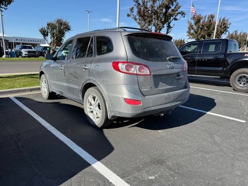 Used 2011 Hyundai Santa Fe SE FWD image 3