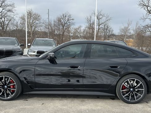 Used 2026 BMW 430i xDrive w/ M Sport Package image 7