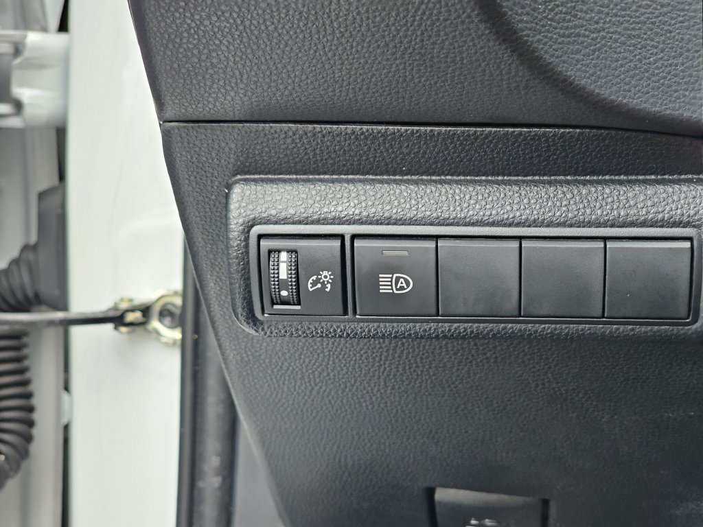 Used 2024 Toyota Corolla LE FWD image 21