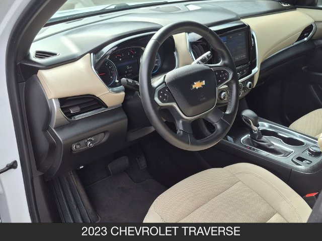 Used 2023 Chevrolet Traverse LT AWD/4WD image 13