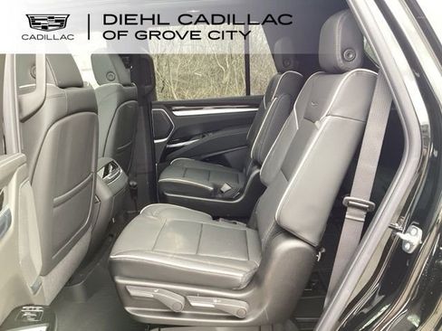 New 2026 Cadillac Escalade Luxury w/ Touring Package AWD/4WD image 12