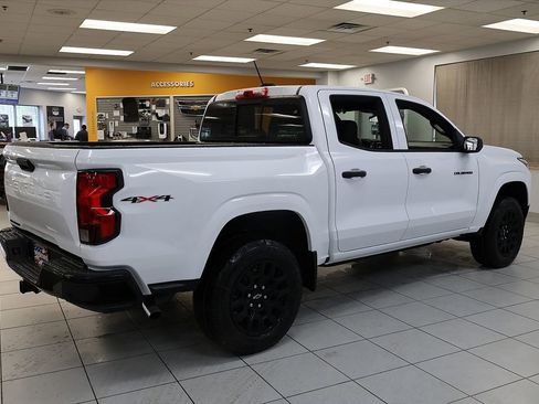 New 2026 Chevrolet Colorado W/T w/ WT Custom Package AWD/4WD image 6