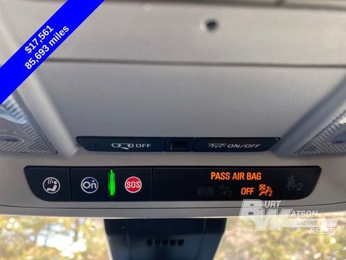 Used 2022 GMC Terrain SLT w/ LPO, Floor Liner Package image 29