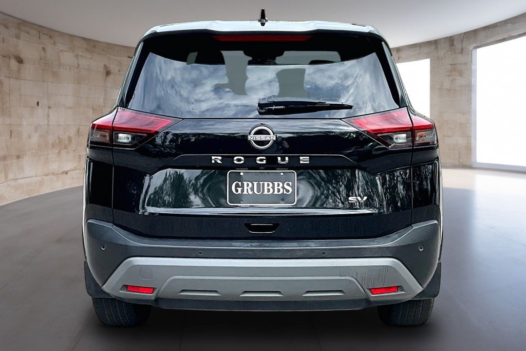 Used 2023 Nissan Rogue SV FWD image 5