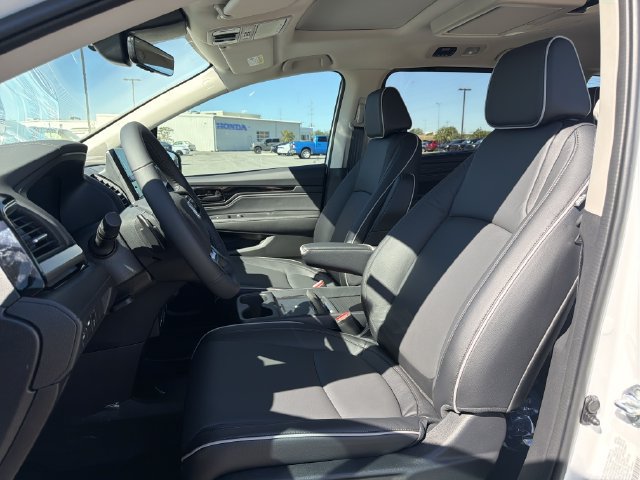 New 2027 Honda Odyssey Touring image 9