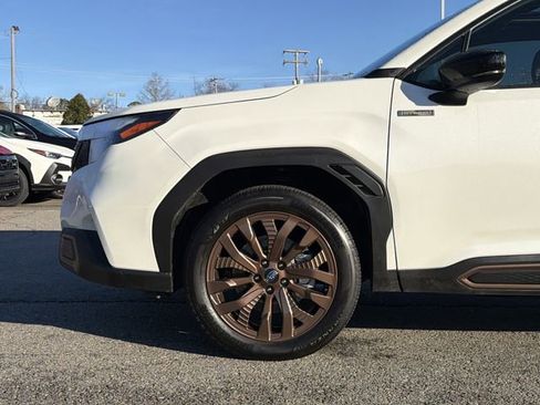 Certified 2025 Subaru Forester Sport image 9