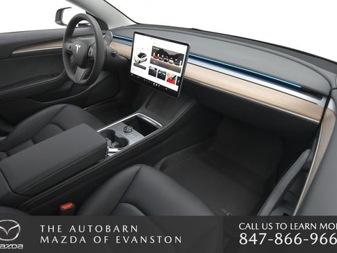 Used 2023 Tesla Model 3 Standard Range image 30