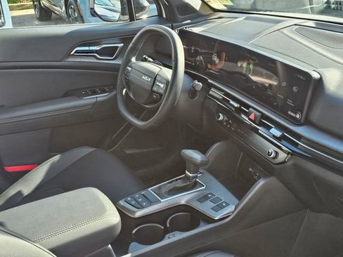 New 2026 Kia Sportage X-Line w/ X-Line Premium Package AWD/4WD image 10