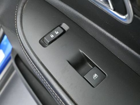 Used 2014 Buick Encore FWD image 39