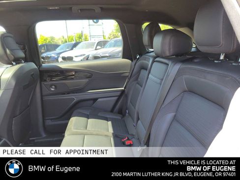 Used 2024 Lincoln Nautilus Reserve w/ Equipment Group 202A AWD/4WD image 17
