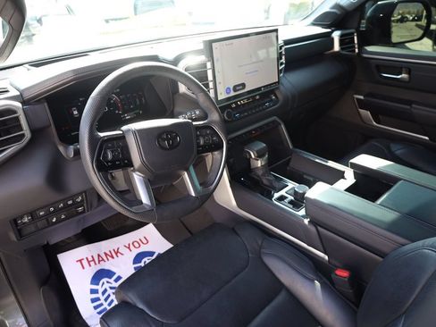 Used 2024 Toyota Sequoia Platinum AWD/4WD image 12