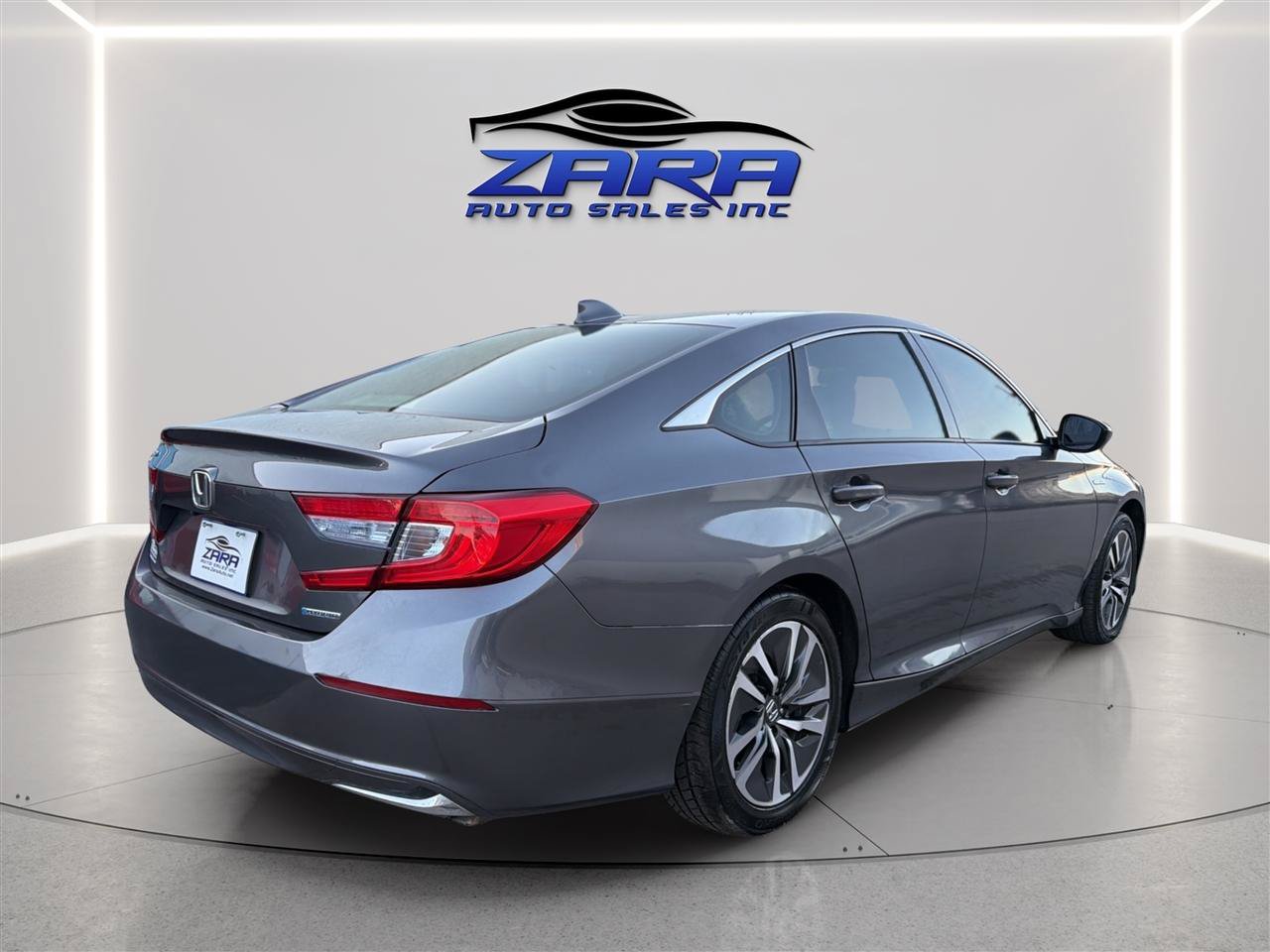 Used 2018 Honda Accord Hybrid image 7