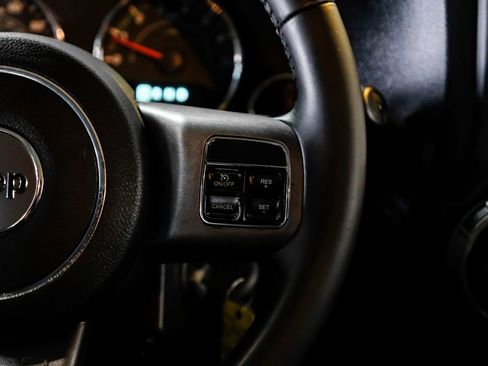 Used 2017 Jeep Wrangler Unlimited Sport AWD/4WD image 18