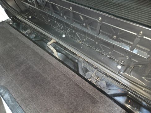 Used 2015 Land Rover LR4 HSE LUX image 69